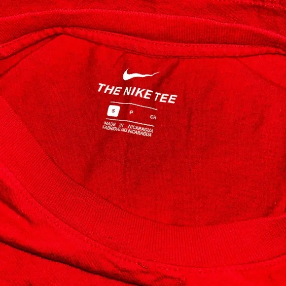 3 Nike Shirts - adult Small - Picture 6 of 9